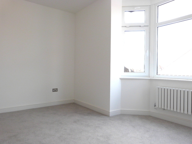  Image of 5 bedroom Semi-Detached house for sale in Limes Avenue London NW11 at GOLDERS GREEN  LONDON, NW11 9TJ
