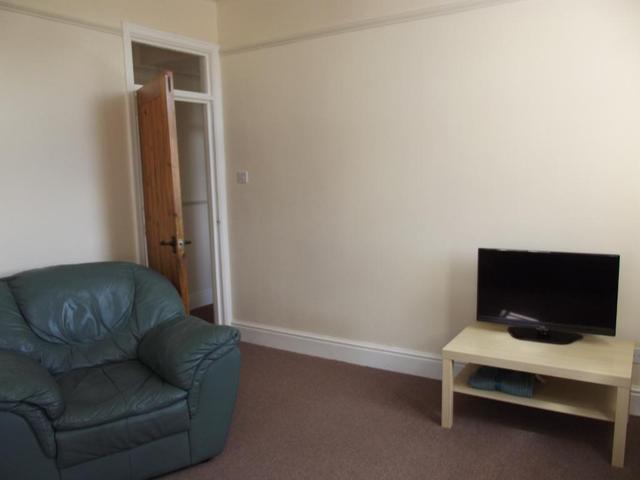  Image of 1 bedroom Apartment to rent in High Street Hull HU1 at High Street  Hull, HU1 1NH