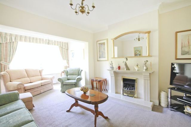  Image of 3 bedroom Semi-Detached house for sale in Littlecroft London SE9 at Littlecroft  Eltham, SE9 1NH