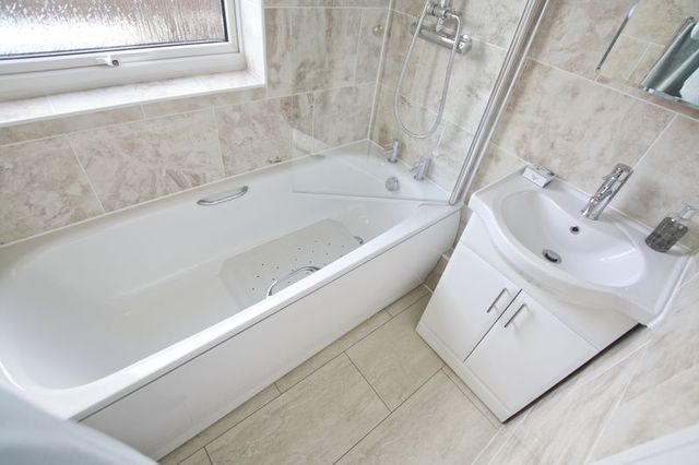  Image of 3 bedroom Semi-Detached house for sale in Littlecroft London SE9 at Littlecroft  Eltham, SE9 1NH