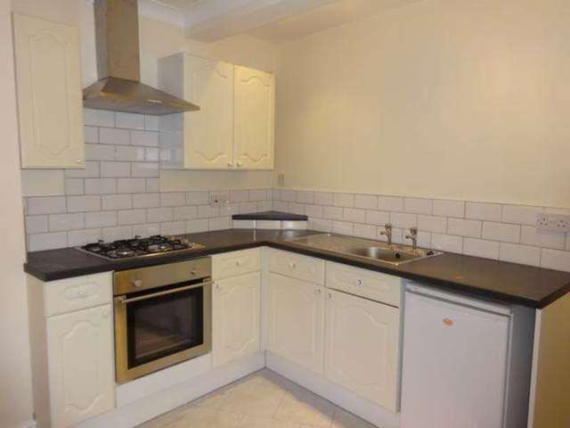  Image of 1 bedroom Flat to rent in Liverpool Road Great Sankey Warrington WA5 at Great Sankey Warrington Great Sankey, WA5 1EG