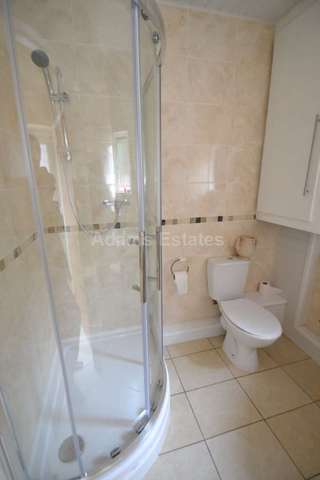  Image of 1 bedroom House Share to rent in Liverpool Road Earley Reading RG1 at Liverpool Road  Reading, RG1 3PQ