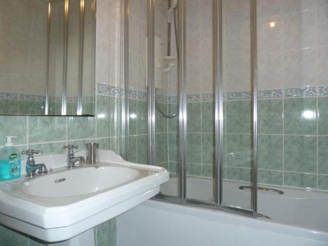  Image of 2 bedroom Flat to rent in Loanhead Terrace Aberdeen AB25 at Rosemount Aberdeen Aberdeen, AB25 2SY