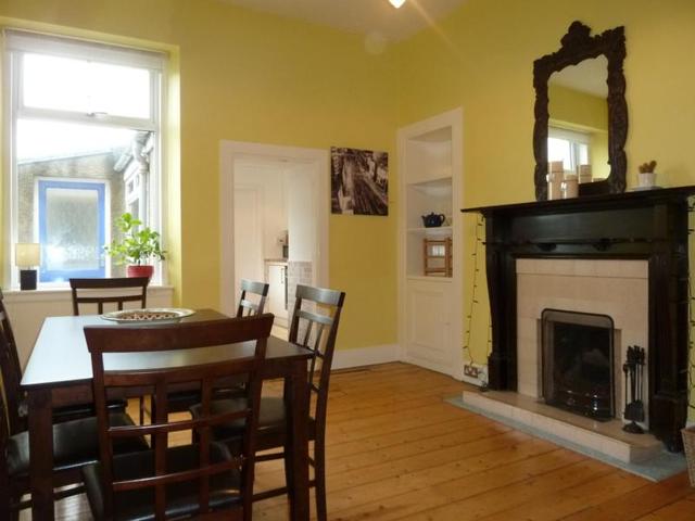  Image of 2 bedroom Flat to rent in Loanhead Terrace Aberdeen AB25 at Rosemount Aberdeen Aberdeen, AB25 2SY