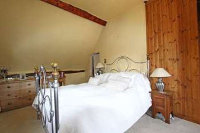  Image of 4 bedroom Detached house for sale in Holbury Lane Lockerley Romsey SO51 at Holbury Lane Lockerley Romsey, SO51 0JR