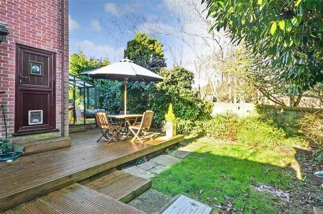  Image of 2 bedroom End of Terrace for sale in Lombardy Rise Waterlooville PO7 at Waterlooville Hampshire Waterlooville, PO7 8EB