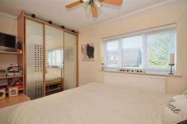  Image of 2 bedroom End of Terrace for sale in Lombardy Rise Waterlooville PO7 at Waterlooville Hampshire Waterlooville, PO7 8EB