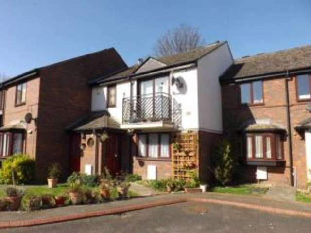  Image of 2 bedroom Flat for sale in Boleyn Close London E17 at London  Walthamstow Central, E17 6QZ
