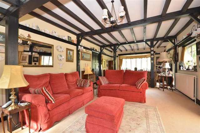  Image of 4 bedroom Detached house for sale in London Road North Merstham Redhill RH1 at Merstham Redhill Merstham, RH1 3BW