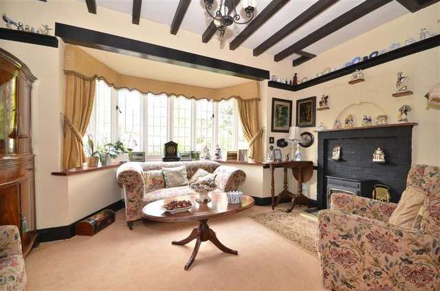  Image of 4 bedroom Detached house for sale in London Road North Merstham Redhill RH1 at Merstham Redhill Merstham, RH1 3BW