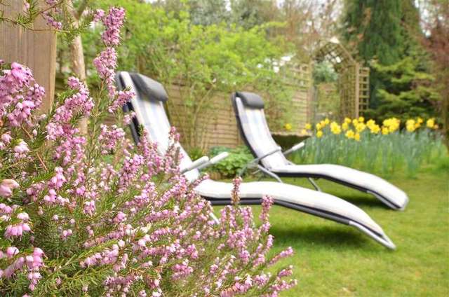  Image of 4 bedroom Detached house for sale in London Road North Merstham Redhill RH1 at Merstham Redhill Merstham, RH1 3BW