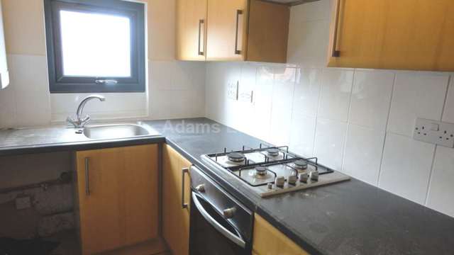  Image of 1 bedroom Studio flat to rent in London Road Earley Reading RG1 at London Road  Reading, RG1 3NY