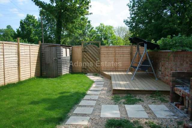  Image of 6 bedroom Terraced house to rent in London Road Earley Reading RG1 at London Road  Reading, RG1 3PA