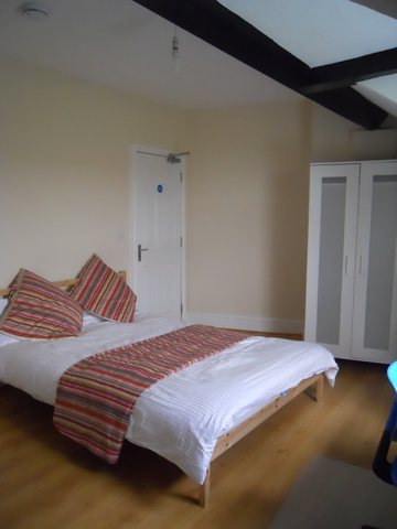  Image of 4 bedroom House Share to rent in London Road Worcester WR5 at Worcester  Spetchley, WR5 2DL