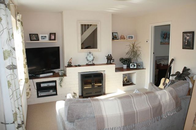  Image of 2 bedroom Semi-Detached house to rent in Coltman Avenue Long Crendon Aylesbury HP18 at Coltman Avenue  Long Crendon, HP18 9DP