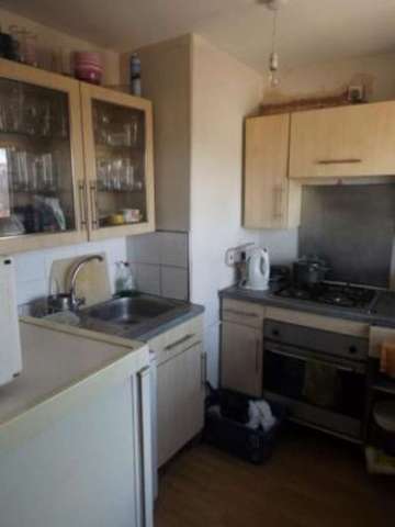  Image of 1 bedroom Flat for sale in Belle Vue Estate London NW4 at Belle Vue Estate London Hendon Central, NW4 2BY
