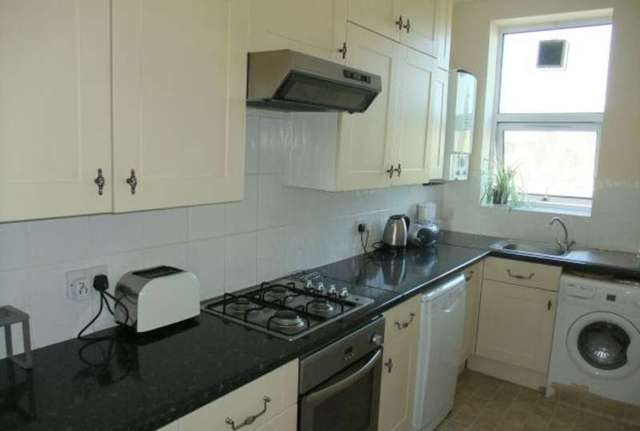 Image of 3 bedroom Flat for sale in Louisa Terrace Exmouth EX8 at Exmouth, EX8 2AQ