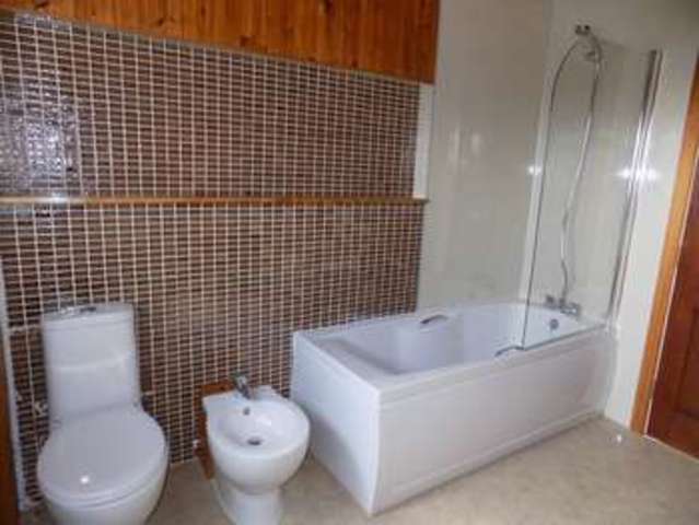  Image of 4 bedroom Detached house to rent in Lowestoft Road Gorleston Great Yarmouth NR31 at Lowestoft Road Gorleston Great Yarmouth, NR31 6JW