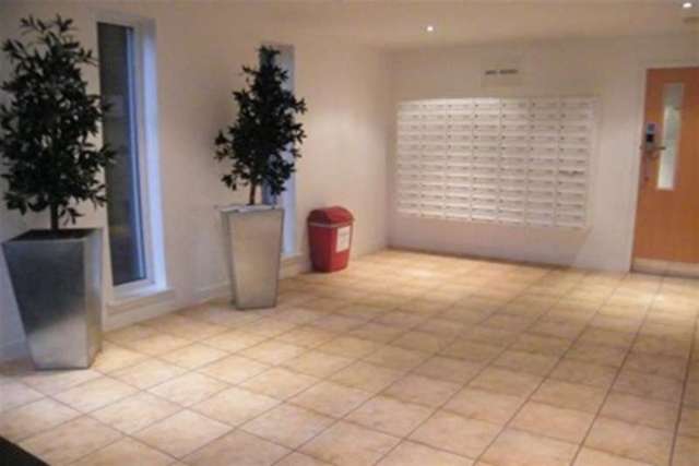  Image of 2 bedroom Flat to rent in Damside Street Lancaster LA1 at Lancaster, LA1 1AH