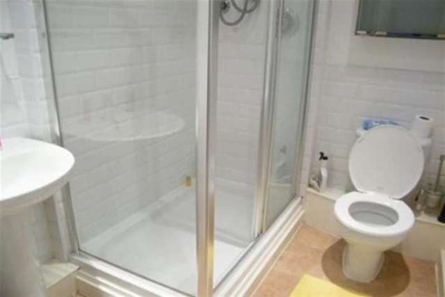  Image of 2 bedroom Flat to rent in Damside Street Lancaster LA1 at Lancaster, LA1 1AH