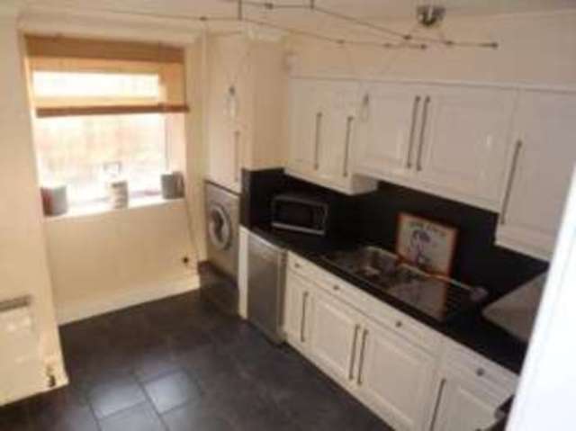  Image of 2 bedroom Flat for sale in Magdala Road Cosham Portsmouth PO6 at Magdala Road Portsmouth Cosham, PO6 2QQ