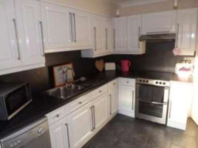  Image of 2 bedroom Flat for sale in Magdala Road Cosham Portsmouth PO6 at Magdala Road Portsmouth Cosham, PO6 2QQ