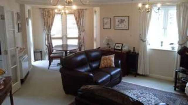  Image of 2 bedroom Retirement Property for sale in Long Lane Upton Chester CH2 at Long Lane Upton Chester, CH2 1JN