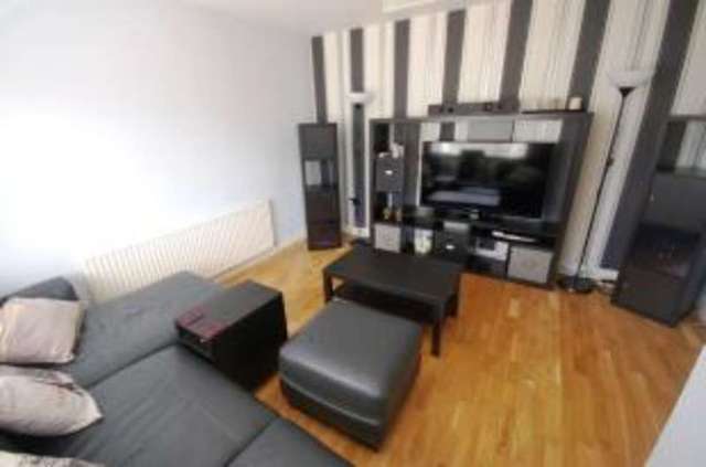  Image of 2 bedroom Maisonette for sale in Manor Park North Knutsford WA16 at Knutsford Cheshire Knutsford, WA16 8DW
