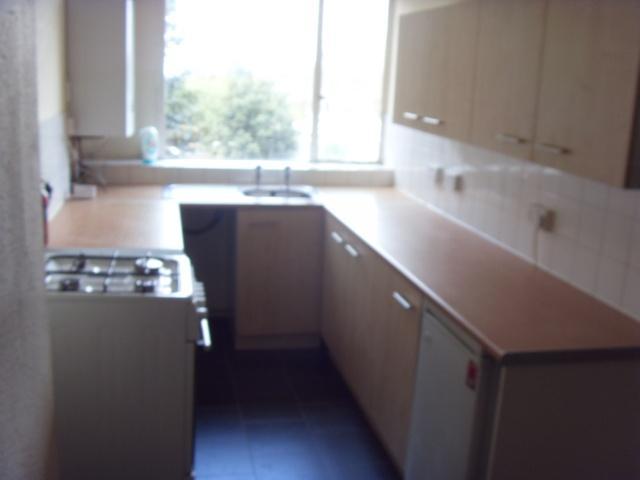  Image of 2 bedroom Flat to rent in Mansfield Road Sheffield S12 at Sheffield, S12 2AE