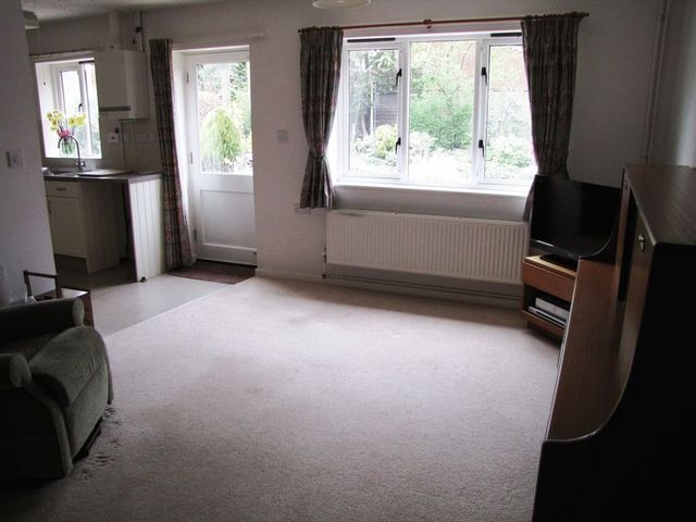  Image of 2 bedroom Property for sale in Marconi Croft Shenley Lodge Milton Keynes MK5 at Marconi Croft Shenley Lodge Milton Keynes, MK5 7FR