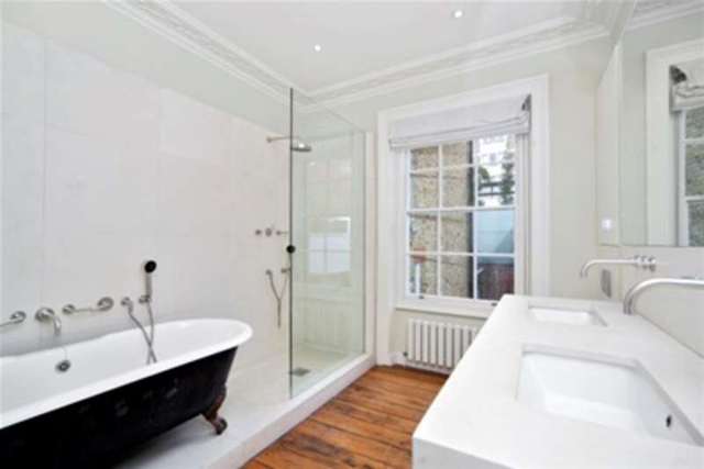  Image of 4 bedroom Property to rent in Margaretta Terrace London SW3 at London, SW3 5NU