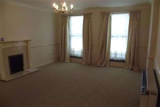  Image of 2 bedroom Flat to rent in Marks Court Southend-on-Sea SS1 at Southend on Sea, SS1 2RH