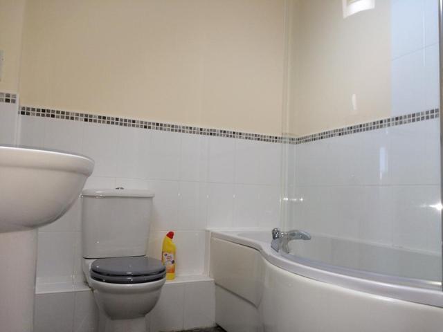  Image of 2 bedroom Penthouse to rent in Mayfield Way Great Cambourne Cambourne Cambridge CB23 at Great Cambourne  Cambourne, CB23 5JA