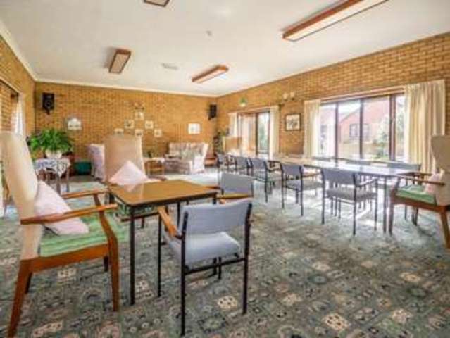  Image of 1 bedroom Retirement Property for sale in Links Road Gorleston Great Yarmouth NR31 at Links Road  Gorleston-on-Sea, NR31 6LB