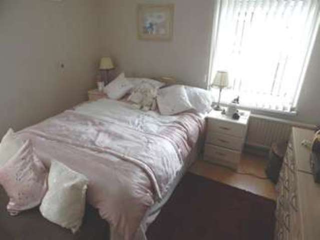  Image of 2 bedroom Flat for sale in Meadow Lane Porthcawl CF36 at Porthcawl  Porthcawl, CF36 5EU