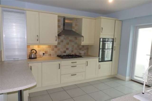  Image of 3 bedroom Semi-Detached house to rent in Meadvale Road Leicester LE2 at Leicester, LE2 3WJ