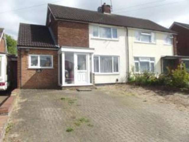  Image of 4 bedroom Semi-Detached house for sale in Mendip Way Luton LU3 at Luton Bedfordshire Sundon Park, LU3 3JJ