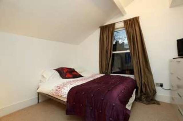  Image of 4 bedroom Detached house for sale in Meynell Road London E9 at Victoria Park London Victoria Park, E9 7AP
