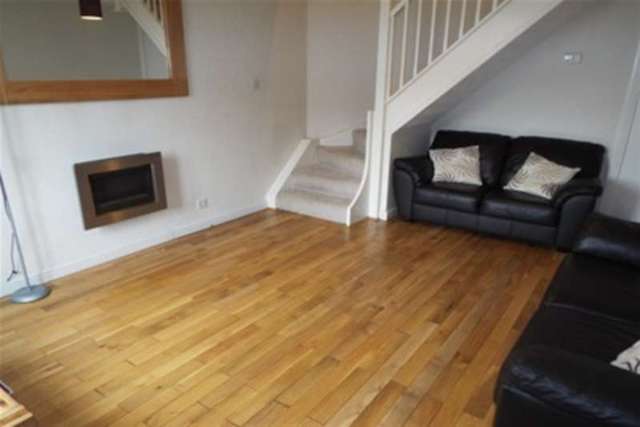  Image of 2 bedroom Semi-Detached house to rent in Mickleborough Way West Bridgford Nottingham NG2 at Nottingham, NG2 7HF