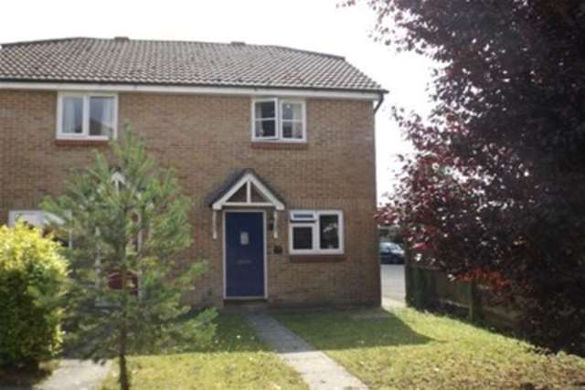  Image of 2 bedroom Detached house to rent in Oakwood Close Midhurst GU29 at Midhurst, GU29 9QP