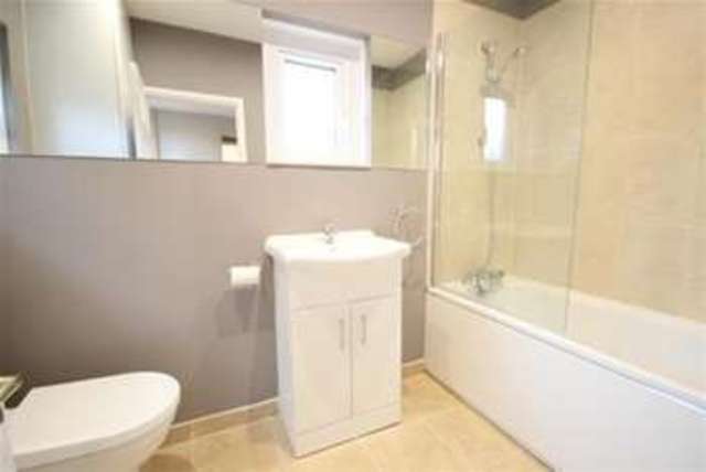  Image of 1 bedroom Flat to rent in Ashfield Road Midhurst GU29 at Midhurst, GU29 9JS