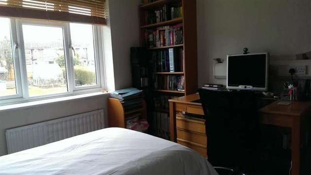  Image of 3 bedroom Semi-Detached house for sale in Mill Way Billingshurst RH14 at Billingshurst West Sussex Billingshurst, RH14 9LB