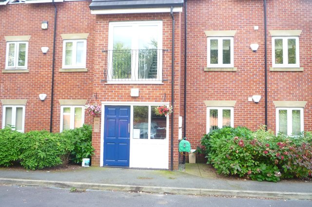  Image of 2 bedroom Apartment to rent in Millstone Court Golborne Warrington WA3 at Golborne Warrington Golborne, WA3 3NJ