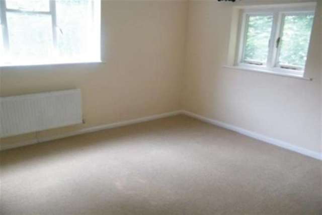  Image of 3 bedroom Detached house to rent in Denbigh Road Mold CH7 at Mold, CH7 1BL