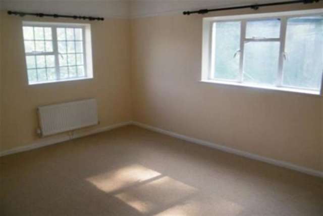  Image of 3 bedroom Detached house to rent in Denbigh Road Mold CH7 at Mold, CH7 1BL