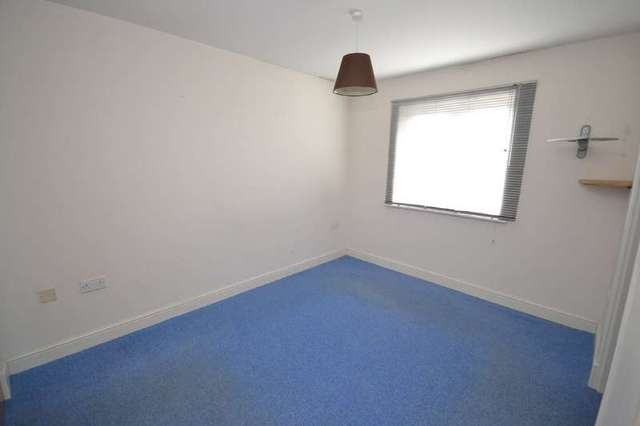  Image of 2 bedroom Flat for sale in Moorcroft Court Ossett WF5 at Ossett West Yorkshire, WF5 9EY