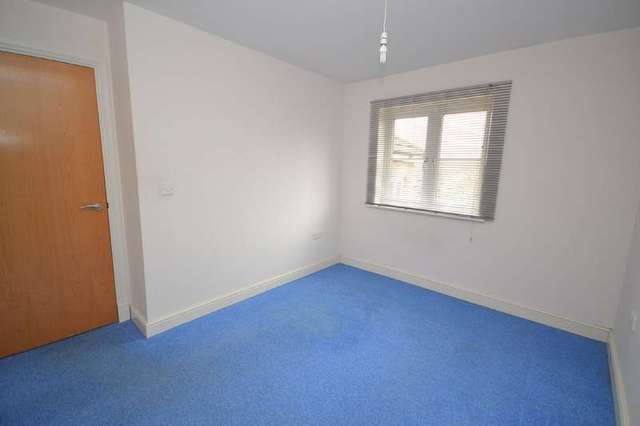  Image of 2 bedroom Flat for sale in Moorcroft Court Ossett WF5 at Ossett West Yorkshire, WF5 9EY