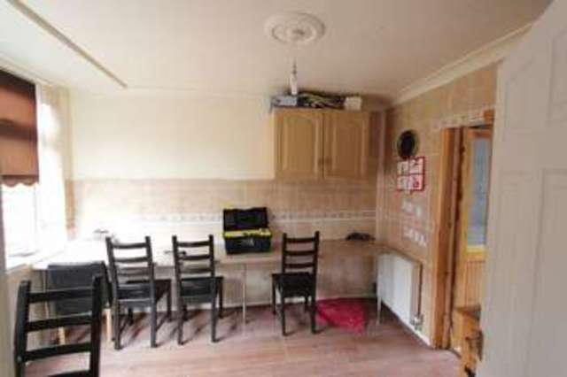  Image of 3 bedroom Terraced house for sale in Mortimer Avenue Anlaby Hull HU10 at Mortimer Avenue  Anlaby, Hull, HU10 6UR