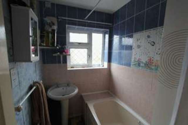  Image of 3 bedroom Terraced house for sale in Mortimer Avenue Anlaby Hull HU10 at Mortimer Avenue  Anlaby, Hull, HU10 6UR