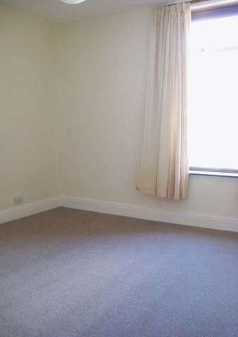  Image of 3 bedroom Terraced house to rent in Mulehouse Road Sheffield S10 at Mulehouse Road  Sheffield, S10 1TB